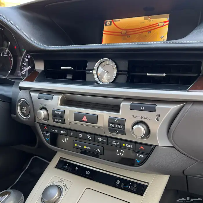 لكزس ES350 DD - 2015 مالك اول بحالة الوكالة . 46
