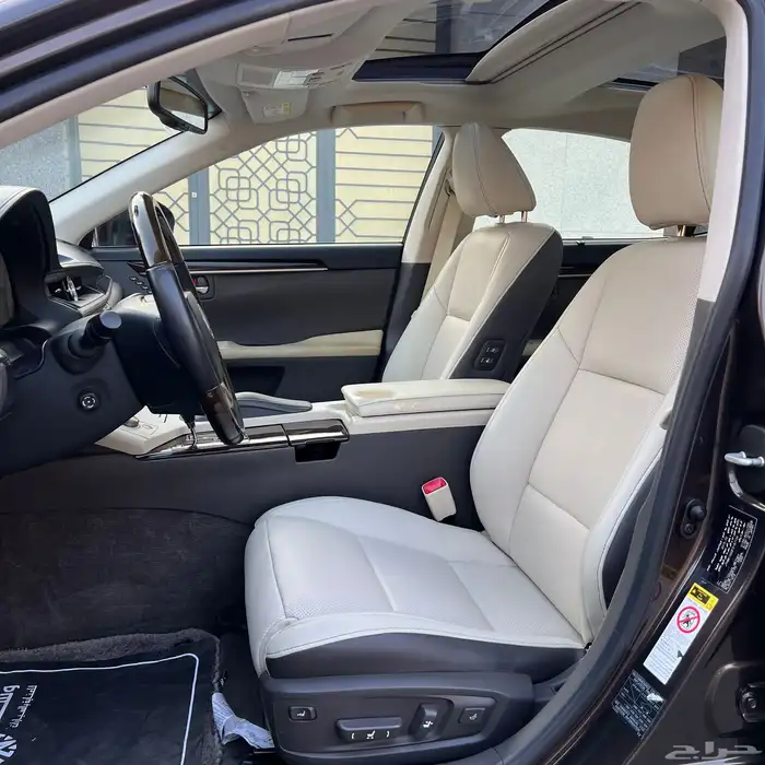 لكزس ES350 DD - 2015 مالك اول بحالة الوكالة . 25