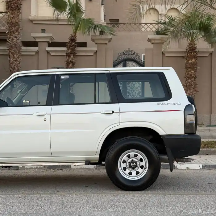 نيسان باترول GL 2009 وكالة 15