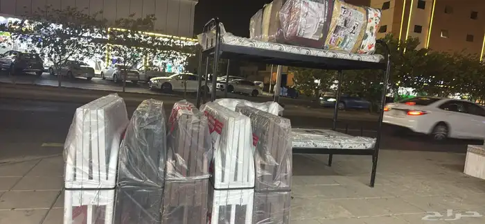 غرفة نوم كاملة  أثاث منزلي  سرير ودولاب وبطانيات 0