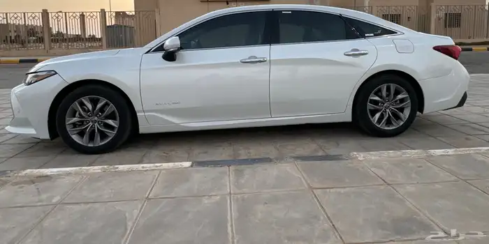 للبيع افالون 2022 السعر 102 الف 3