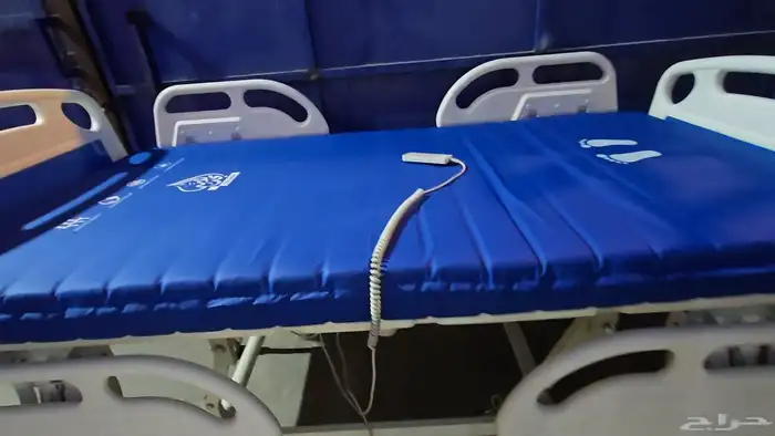 سرير طبي كهربائي 3