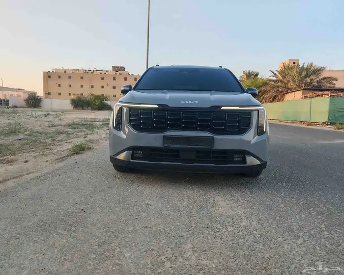 كيا كرنيفال 19