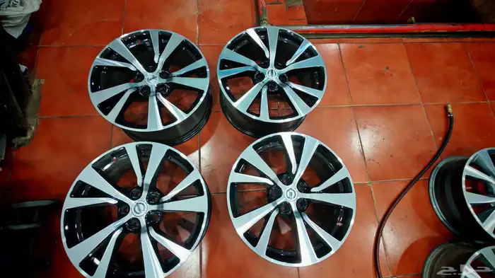 جنوط نيسان اصلي وكاله مقاس 18 نضيفه شبه جديده 6