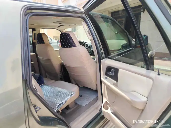 للبيع  فورد إكسبيديشن 2004 بحاله ممتازة وسعر مناسب 4