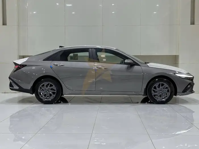 هيونداي إلنترا GL 2.0L موديل 2026 4