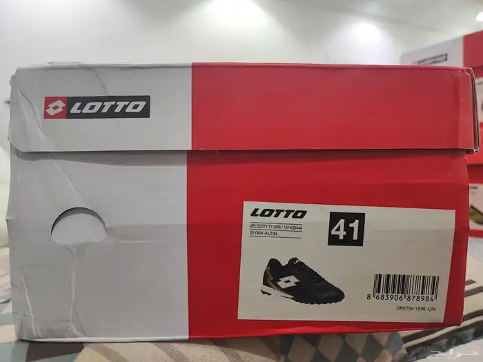 أحذية بوتات كرة قدم ماركة LOTTO جديدة أصلية مقاس41 و42 و43 8