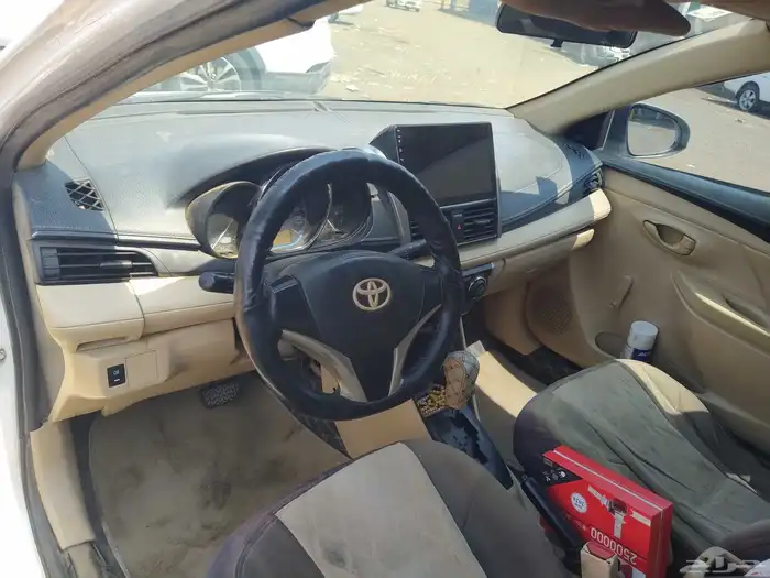 تويوتا يارس 2015 للبيع 4