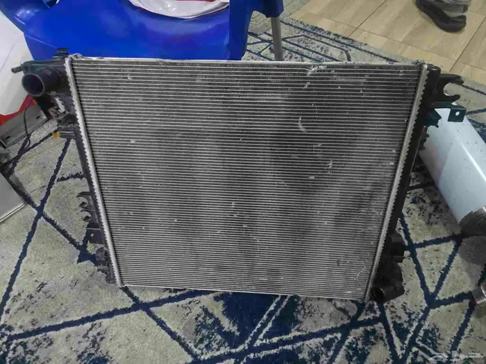 للبيع قطع غيار رانجلر JL بحالة الوكالة 1
