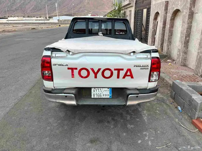 تويوتا هايلوكس 2016 ممشى قليل 2