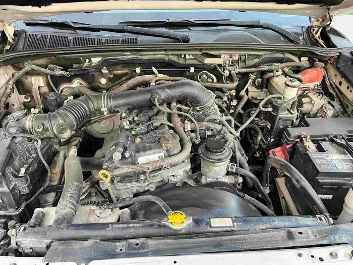 تويوتا هايلوكس 2016 ممشى قليل 9