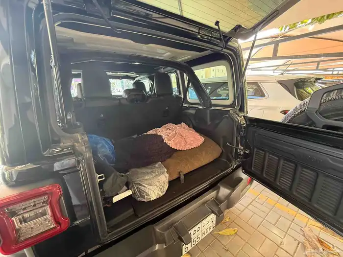 جيب رانجلر 2022 (شبه جديد مخزن) 6