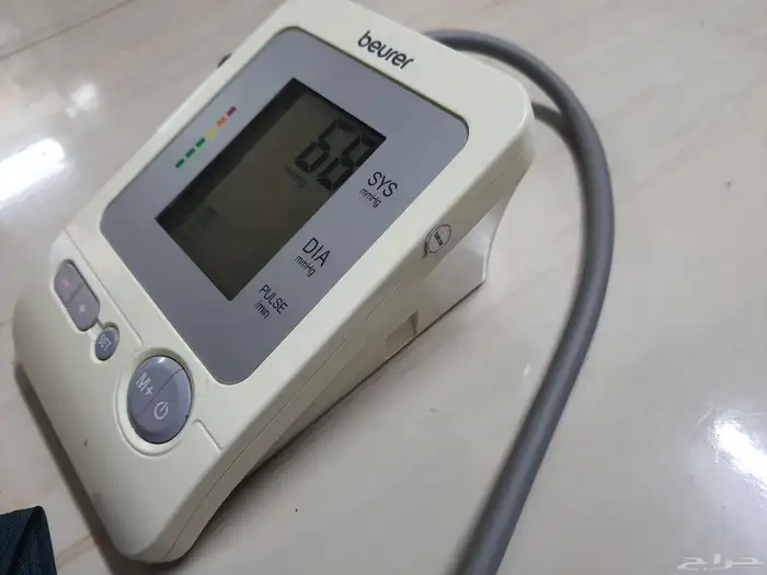 جهاز قياس الضغط burer شبه جديد للبيع بالدمام 4