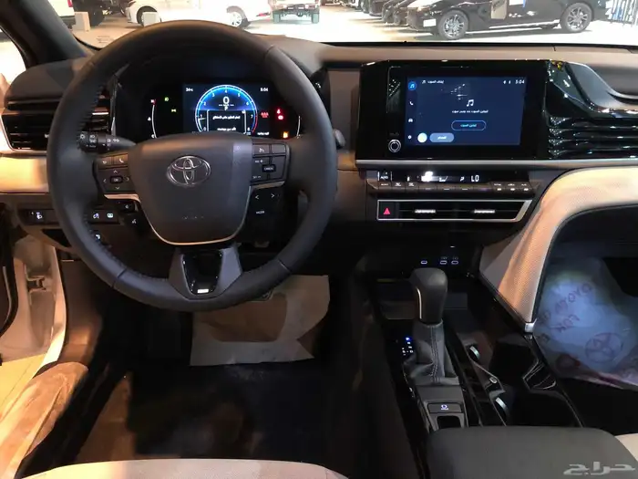 تويوتا كامري بنزين محرك 2.5 2025 8