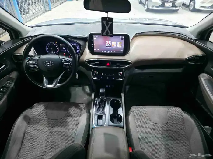 هيونداي - سنتافي - 2019 15
