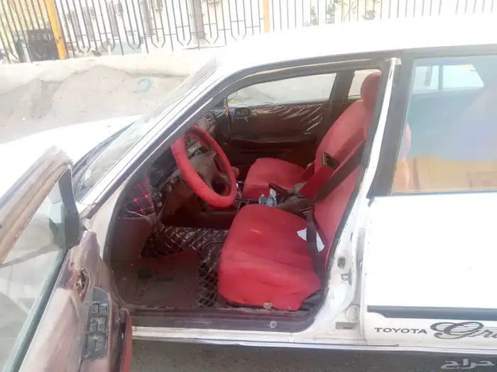 كرسيدا 89 نظيف مجدد ومفحوص مكيف شغال السياره نظيفه 3