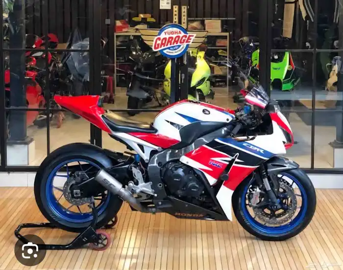نص سيستم Sc project يركب على Cbr 1000rr 2008-2016 1