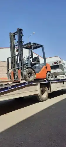 رافعات شوكية فوركلفت وكرينات للايجار 7