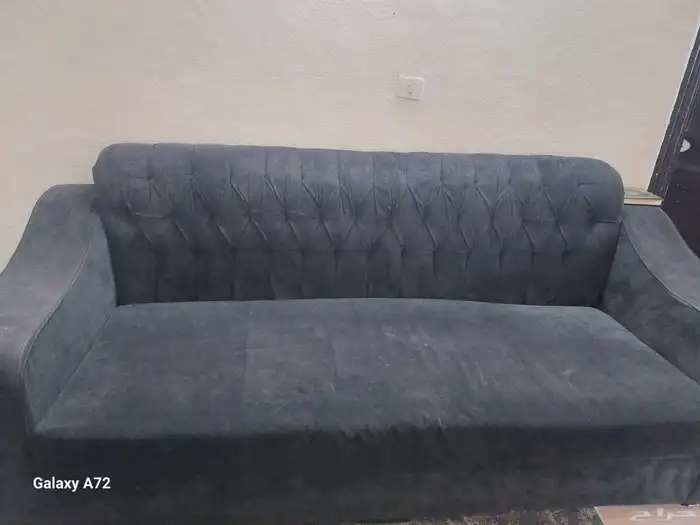 كنب قطعه وحده كبير نظيف مافي عيوب 70 ريال 0