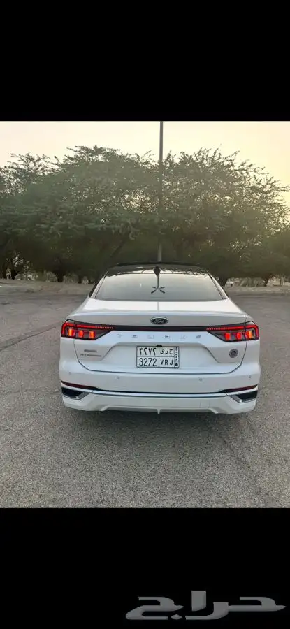 فورد تورس تيتانيوم 2023 4
