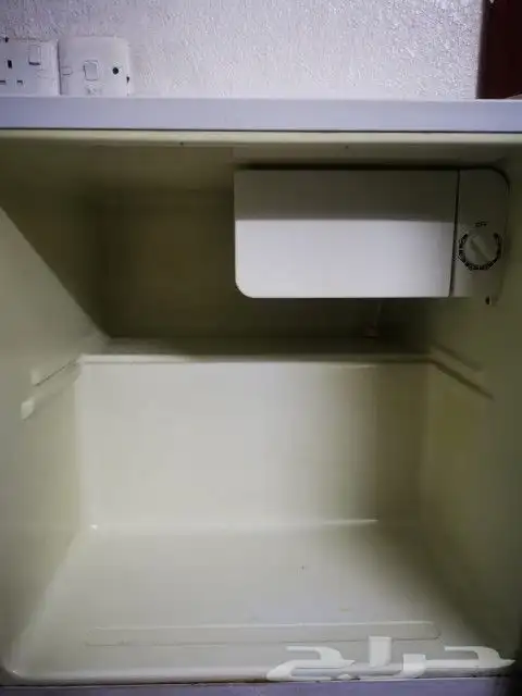 ثلاجة للبيع 1