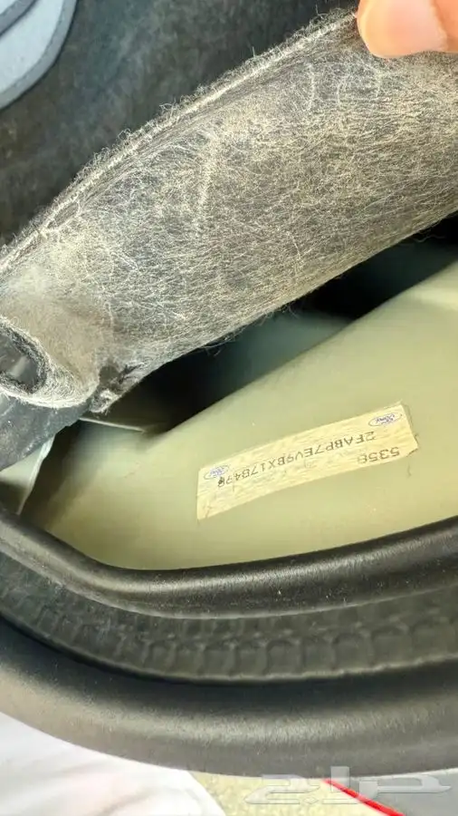 فورد فكتوريا 2011 4