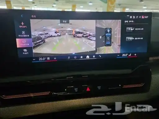 مملوكة لدي العصيمي قيد الشحنBMW 520i MKIT بلاك أديشن2024 15