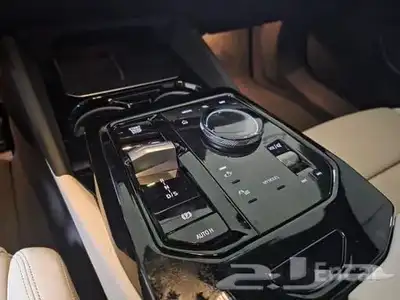 مملوكة لدي العصيمي قيد الشحنBMW 520i MKIT بلاك أديشن2024 index