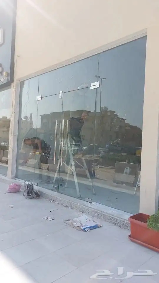 تركيب وتوريد زجاج سكريت 1