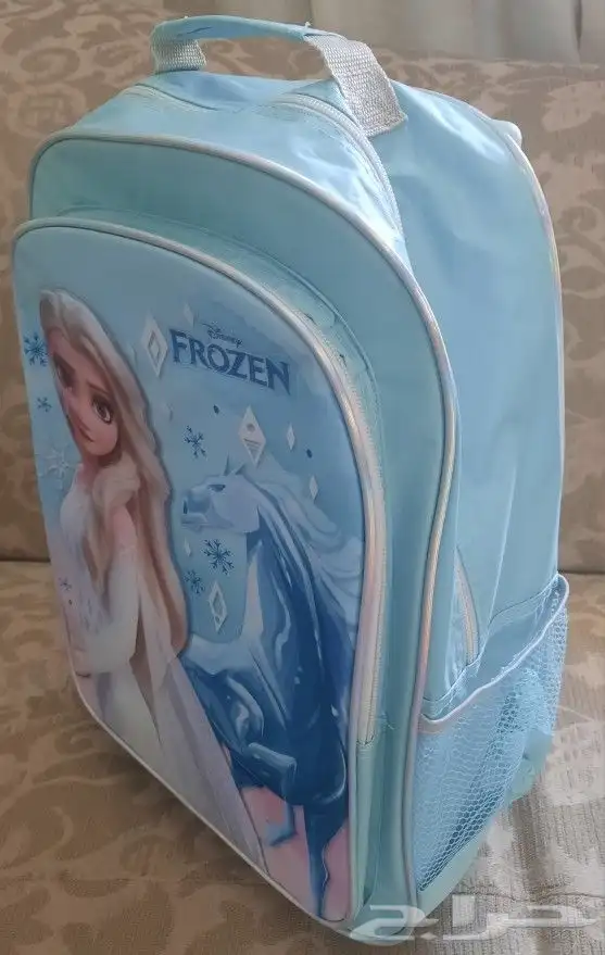 حقيبة مدرسه جديده بالكرتون لم تستعمل 75 ريال نظيفه 0