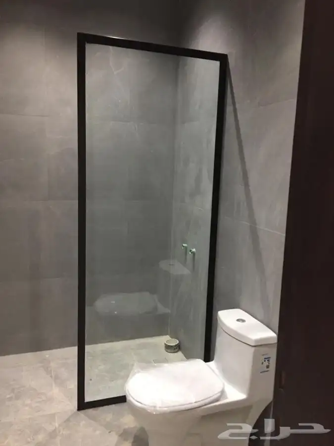 محل زجاج ومرايا 17