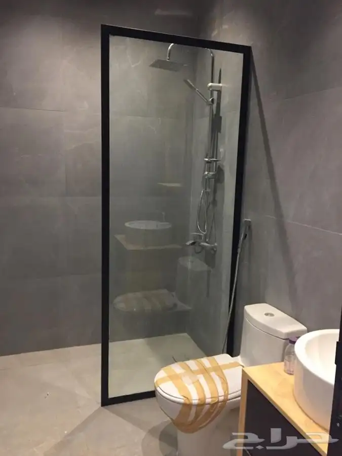 محل زجاج ومرايا 12