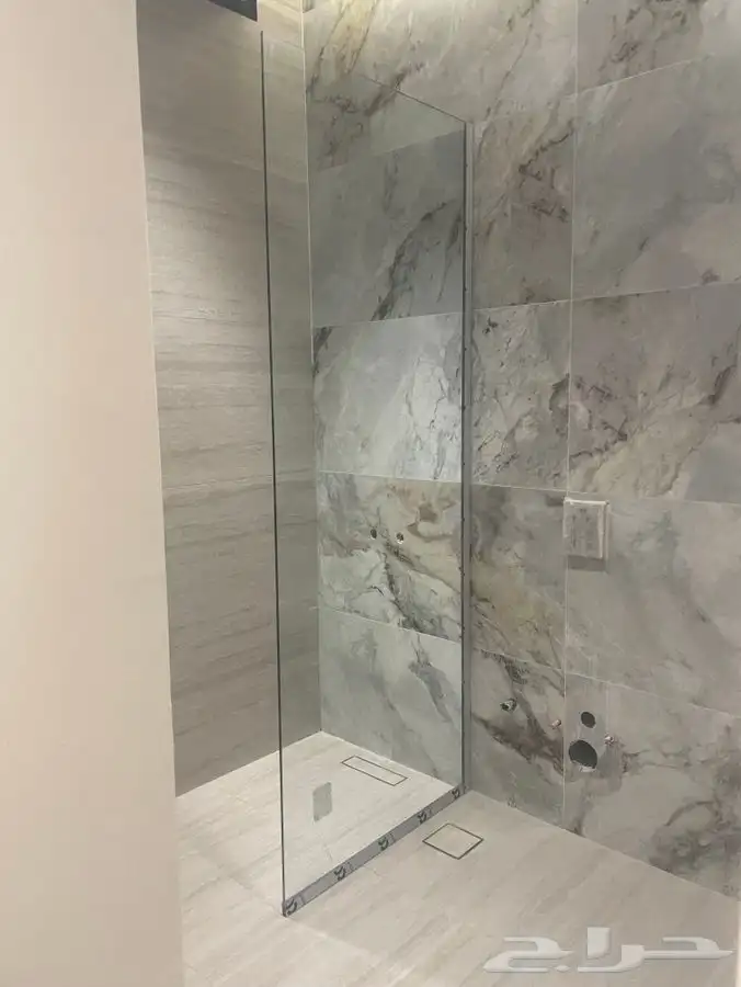 محل زجاج ومرايا 2