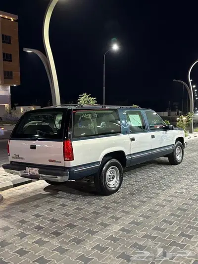 للبيع GMC سوبربان موديل 1995 بحالة ممتازه جدا index