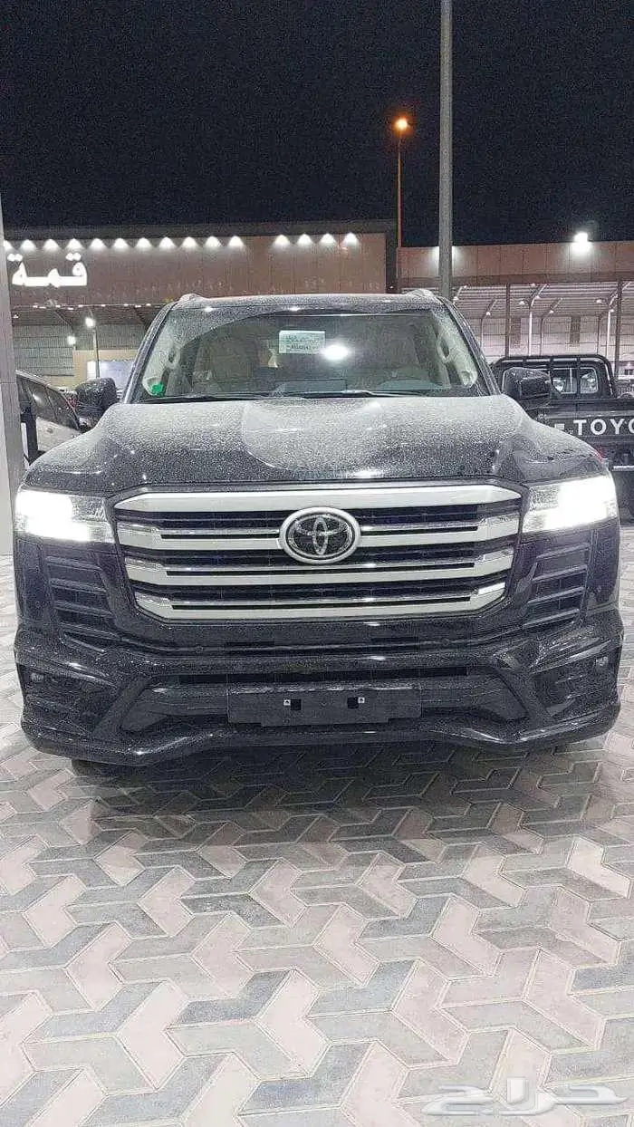 جي اكس ار ال5 بنزين 2024 وارد الساير اسود 1