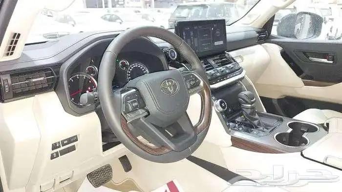 جي اكس ار ال5 بنزين 2024 وارد الساير اسود 7