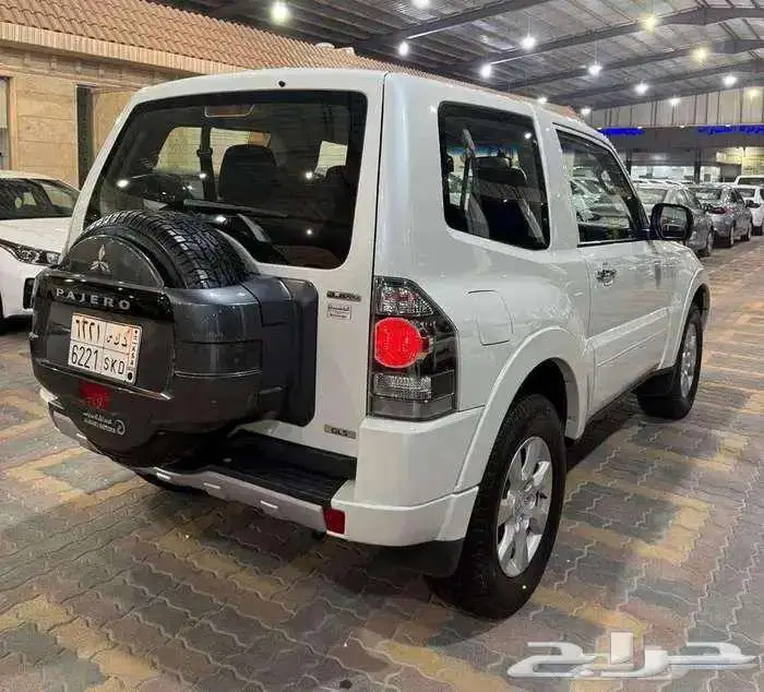للبيع باجيرو 2020 بابين V6 3.8 سعودي ( عداد قليل ) 14