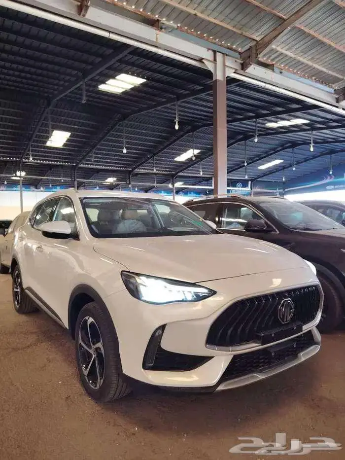 MG HS 2024 قير اوتماتيك بنزين 8