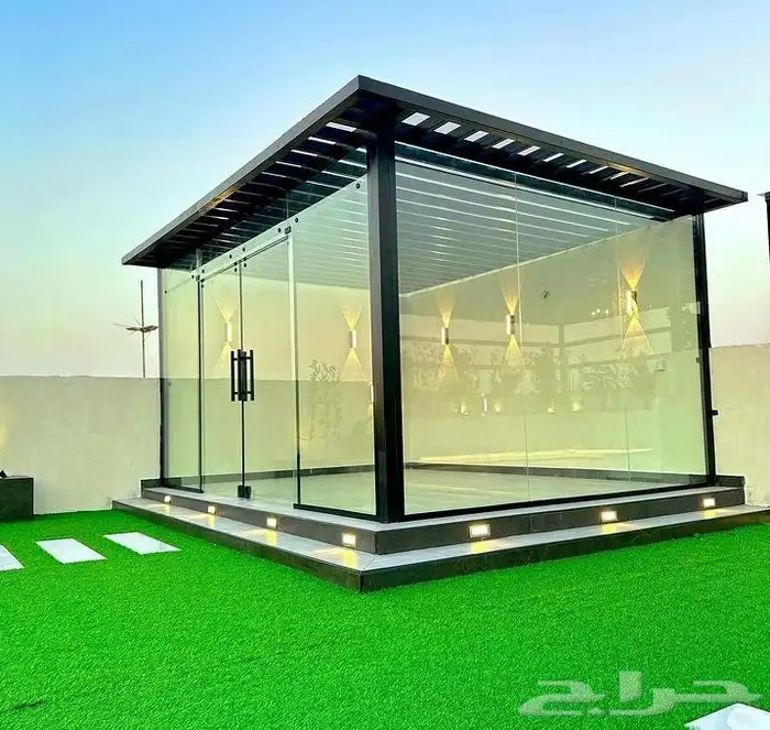 مجالس خارجيه زجاجيه بأحدث التصاميم والديكورات الحديثه 1