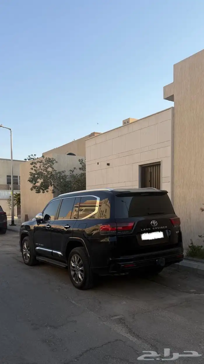 لاندكروزر فكس ار 2024 1