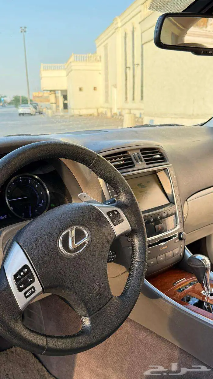 لكزس IS300 2011 ( مخزن ) لون نادر 16