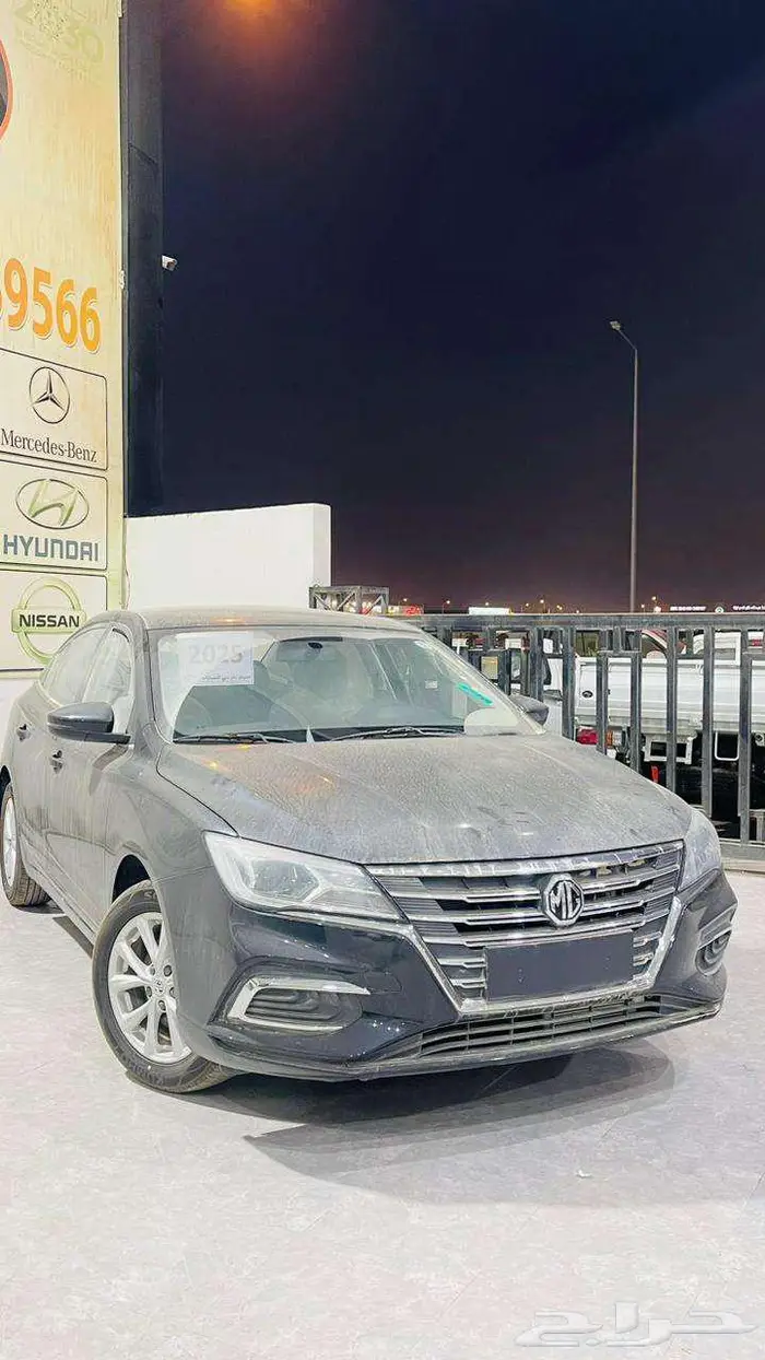 ام جي5 2025 ستاندر 2