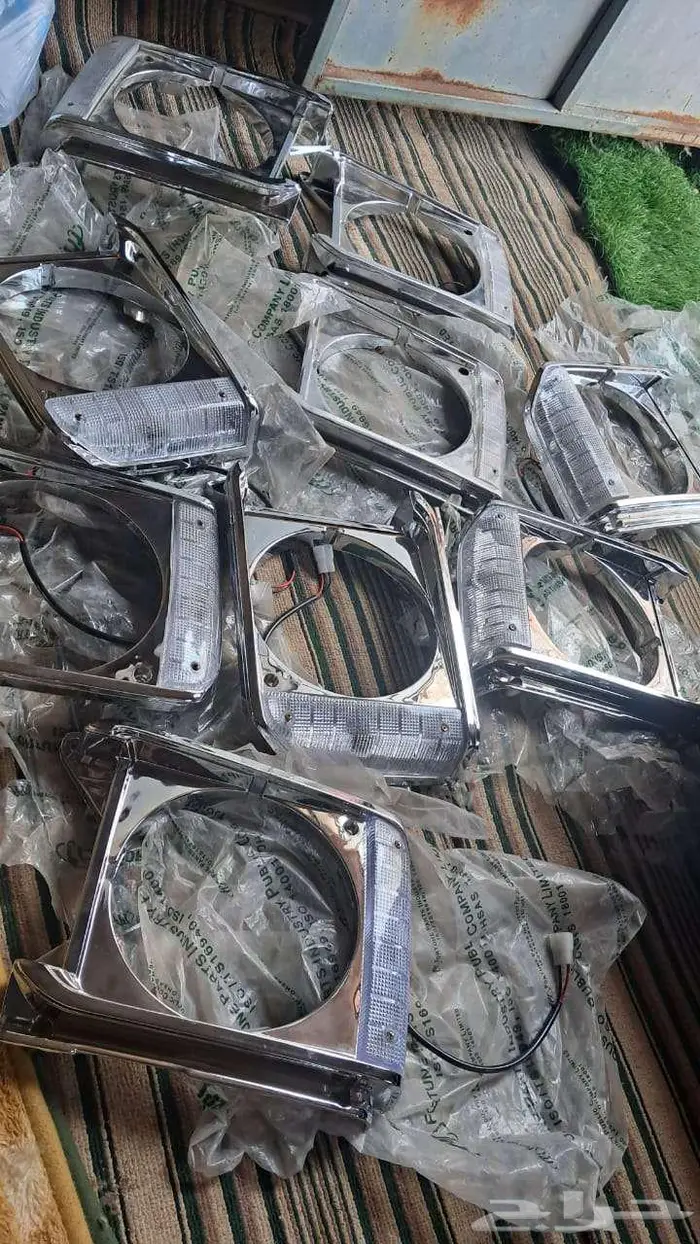 81 للبيع اصطبات رفارف انوار وطيات من مديل 79 الى81 جدد 7