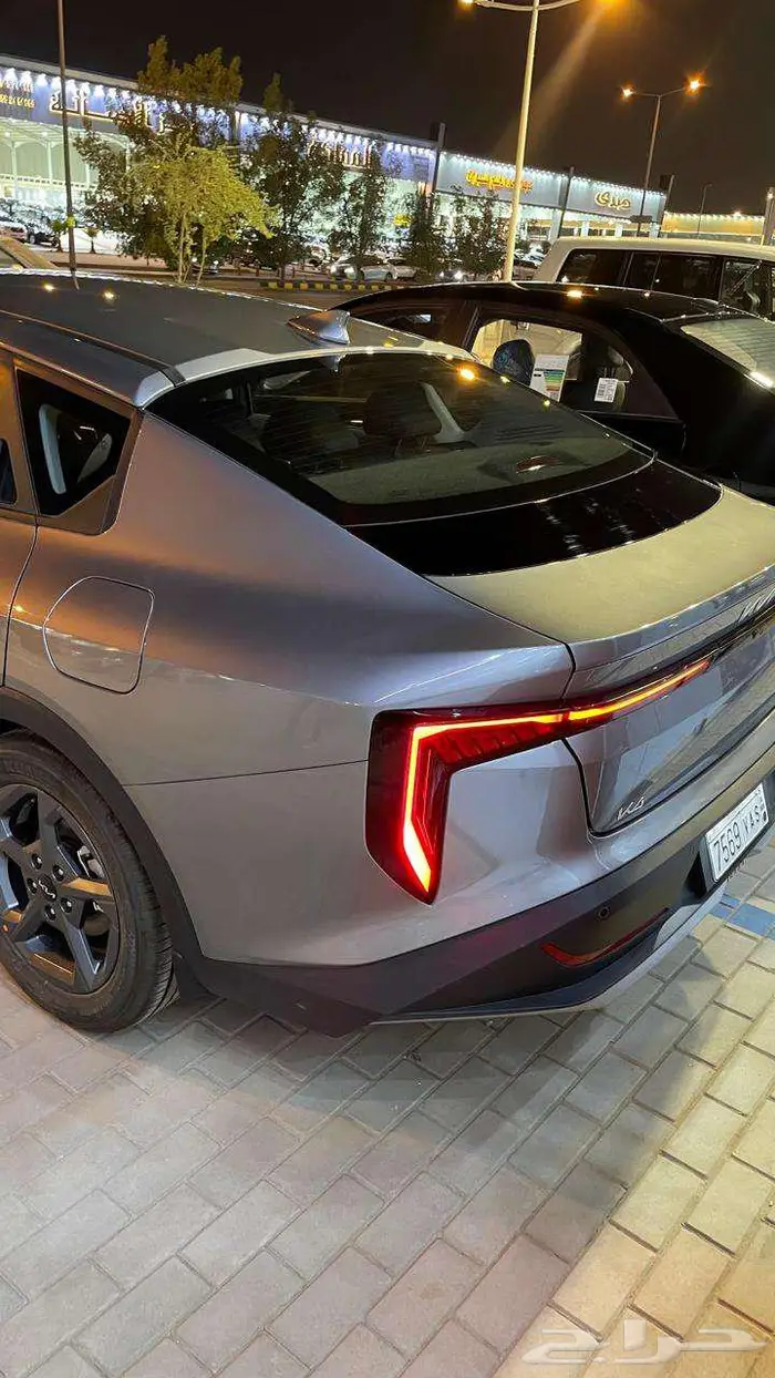 تاجير سيارات ( عروض   )كيا k4 5