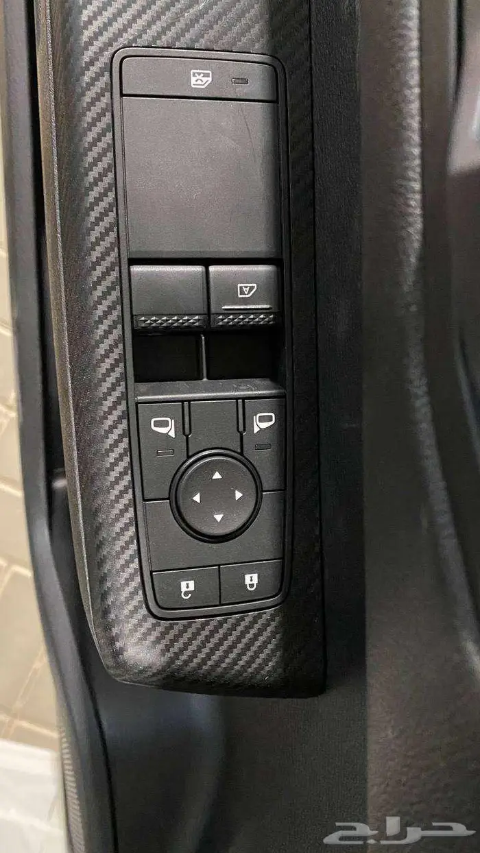 عرض خااص ميتسوبيشي L200 غمارة بنزين موديل 2024 5