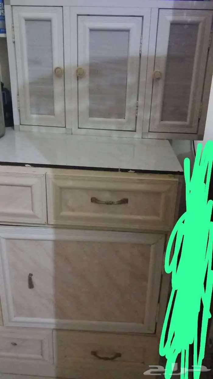 دولاب للبيع 1