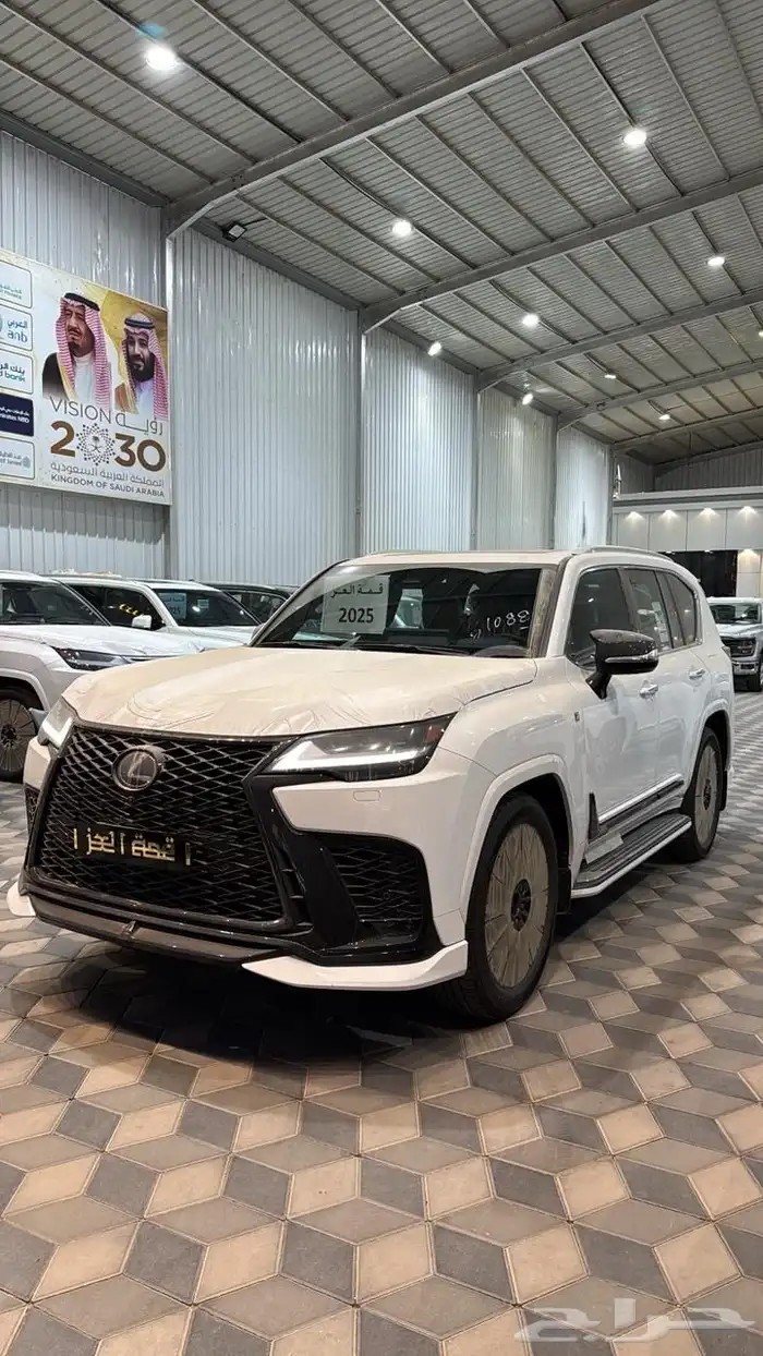 لكزس LX600 - أف سبورت - عماني - 2025 1