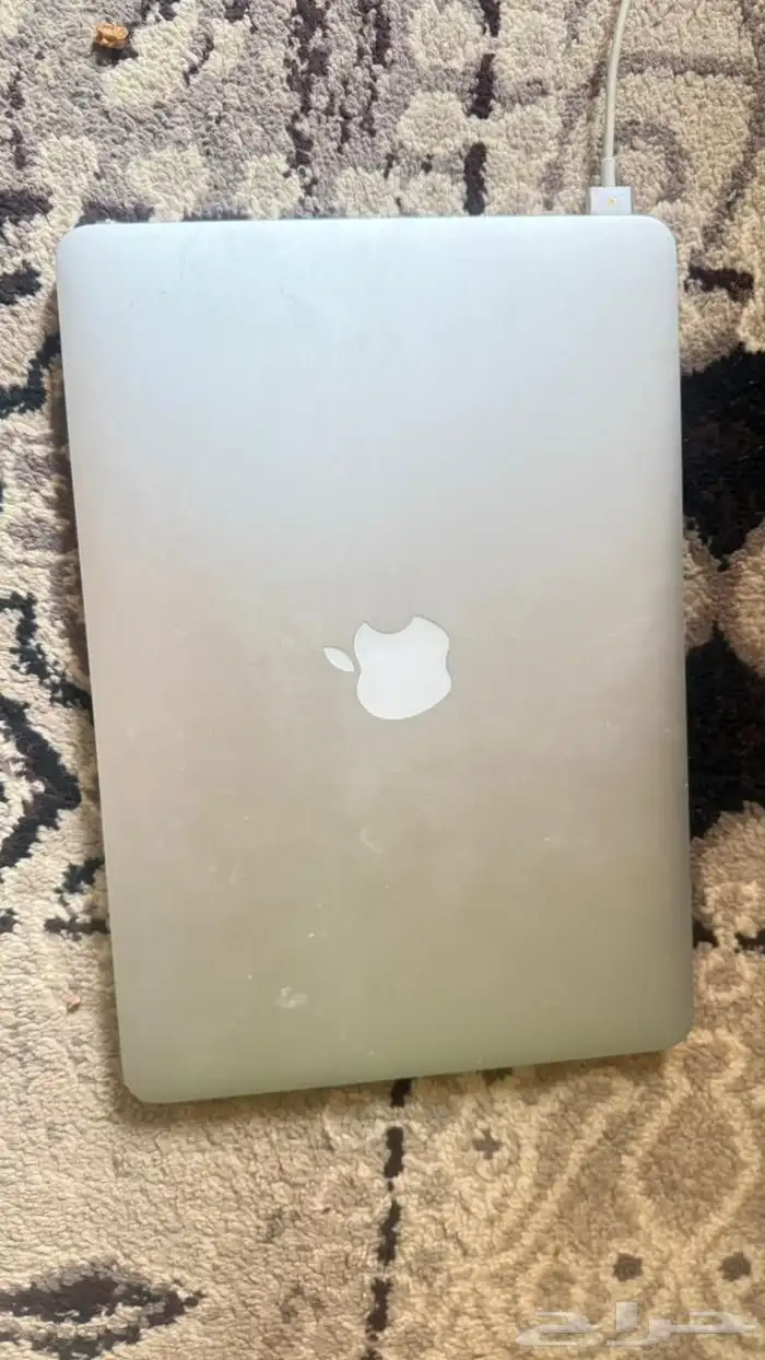 ماك بوك مقفل ايكلاود 1