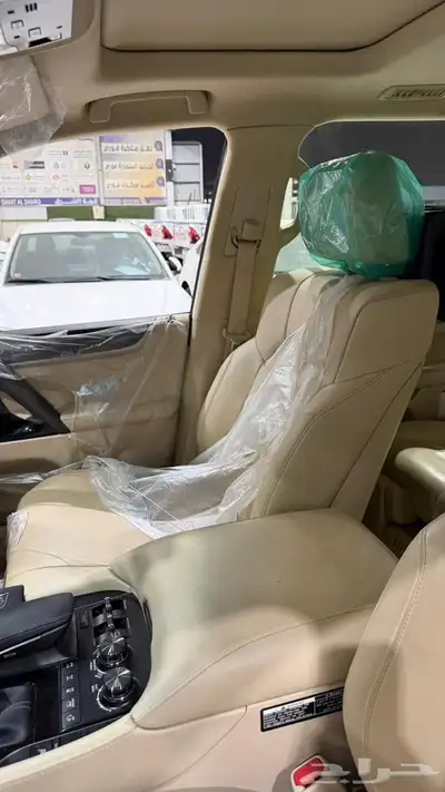جيب لكزس 2020 LX570 لؤلؤي index