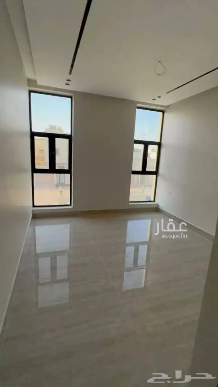 للبيع فلل تاون هاوس بالضاحيه دورين وملحق 14